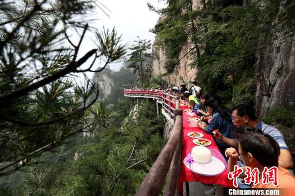 《燃燒戰(zhàn)歌》新資料片“覺醒來襲”今日上線